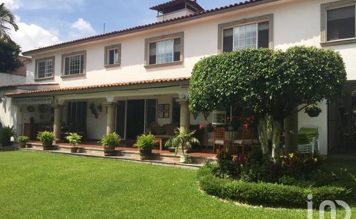 House in Jiutepec, Morelos, Mexico 1
