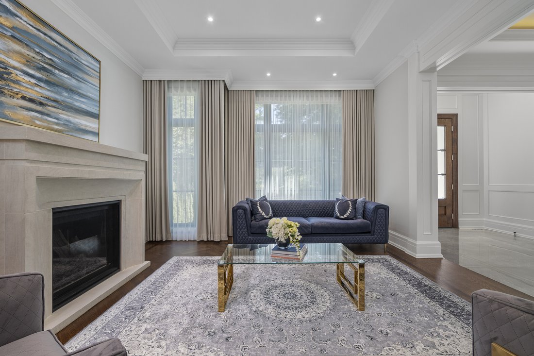 House in Toronto, Ontario, Canada 5 - 18261579