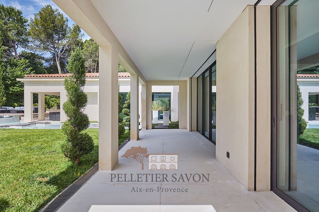 Estate in Granettes-Jauberte-Sainte Anne, Aix-en-Provence, France 4 - 18261293