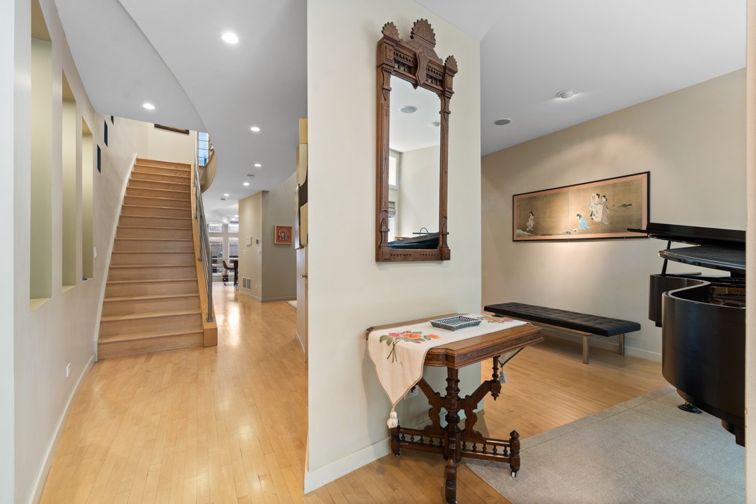 House in Chicago, Illinois, United States 4 - 18263933