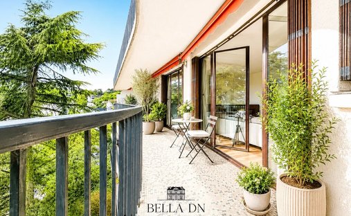 Apartment in Jardy-Centre Ville, Vaucresson, France 1