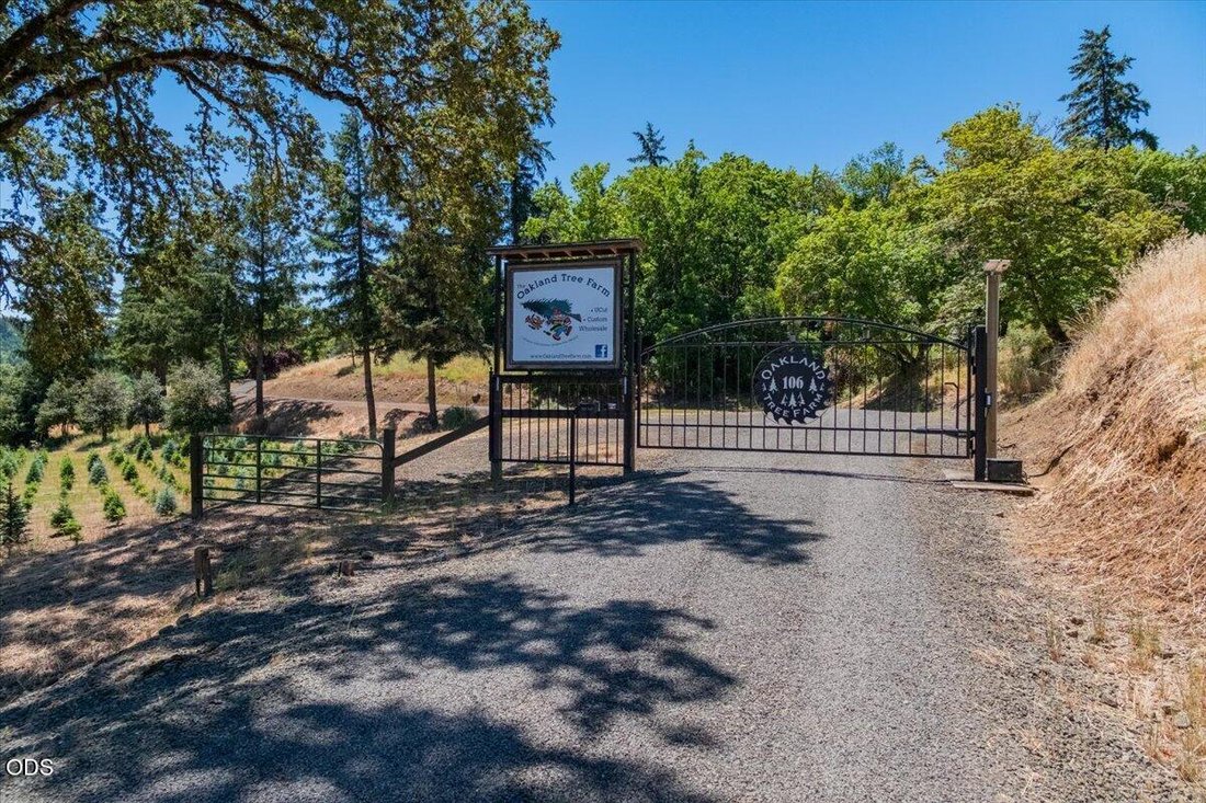 House in Oakland, Oregon, United States 5 - 18263068