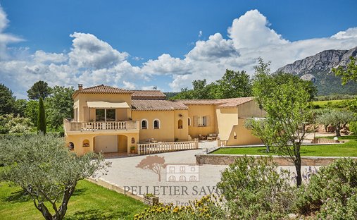 Maison à Puyloubier, Provence-Alpes-Côte d'Azur, France 1