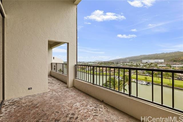 Condo in Honolulu, Hawaii, United States 3 - 18262651