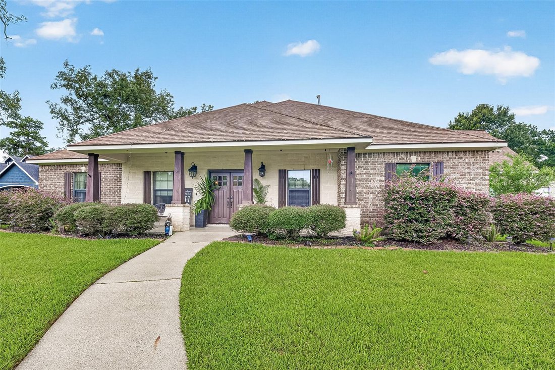 House in Baytown, Texas, United States 3 - 18265038