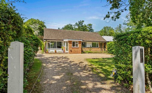 House in Taplow, England 1