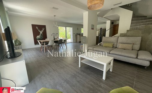 Villa à Nord Est, Ollioules, France 1