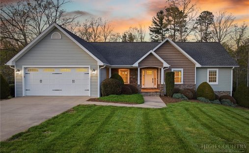 House in Granite Falls, North Carolina, United States 1
