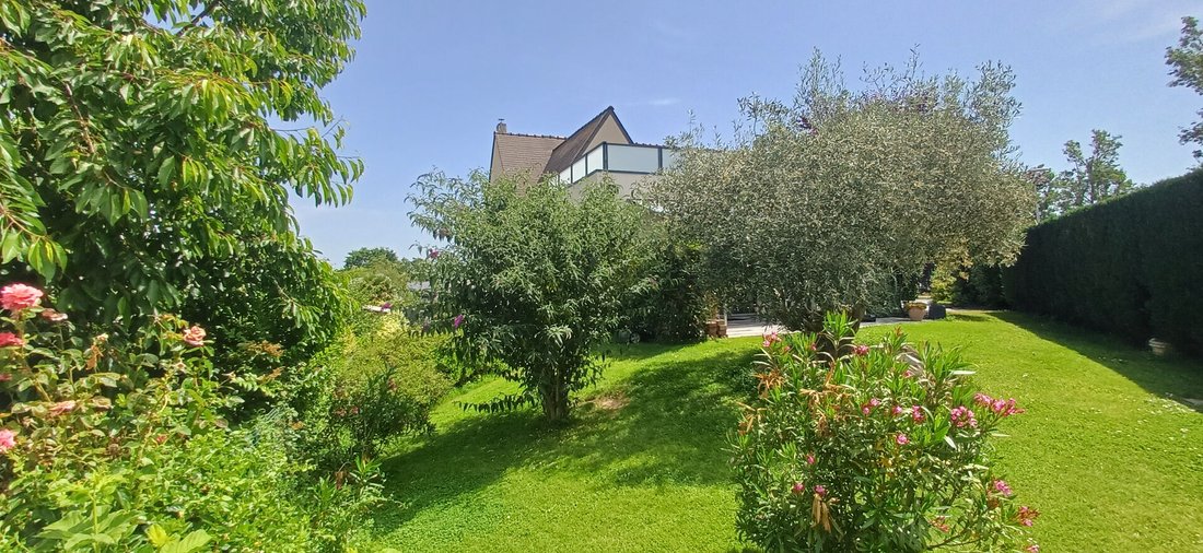 Villa in Beaucouzé, Pays de la Loire, France 3 - 18262479