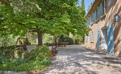 House in Le Tholonet, Provence-Alpes-Côte d'Azur, France 1