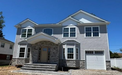 House in Syosset, New York, United States 1