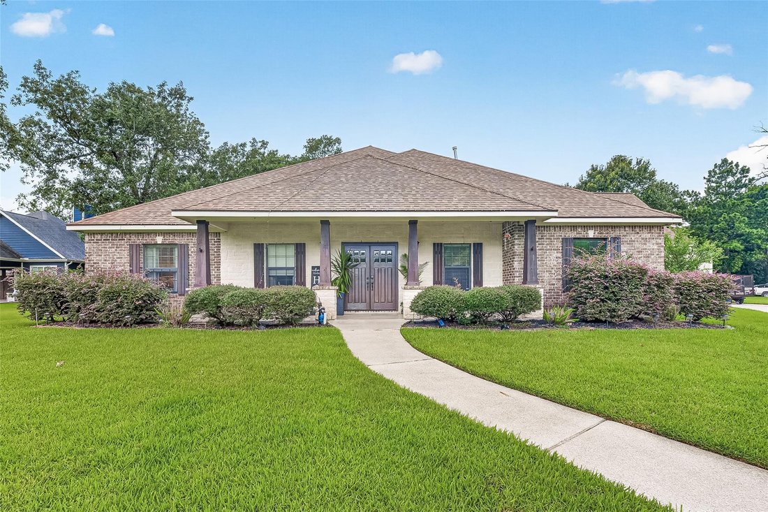 House in Baytown, Texas, United States 1 - 18265038