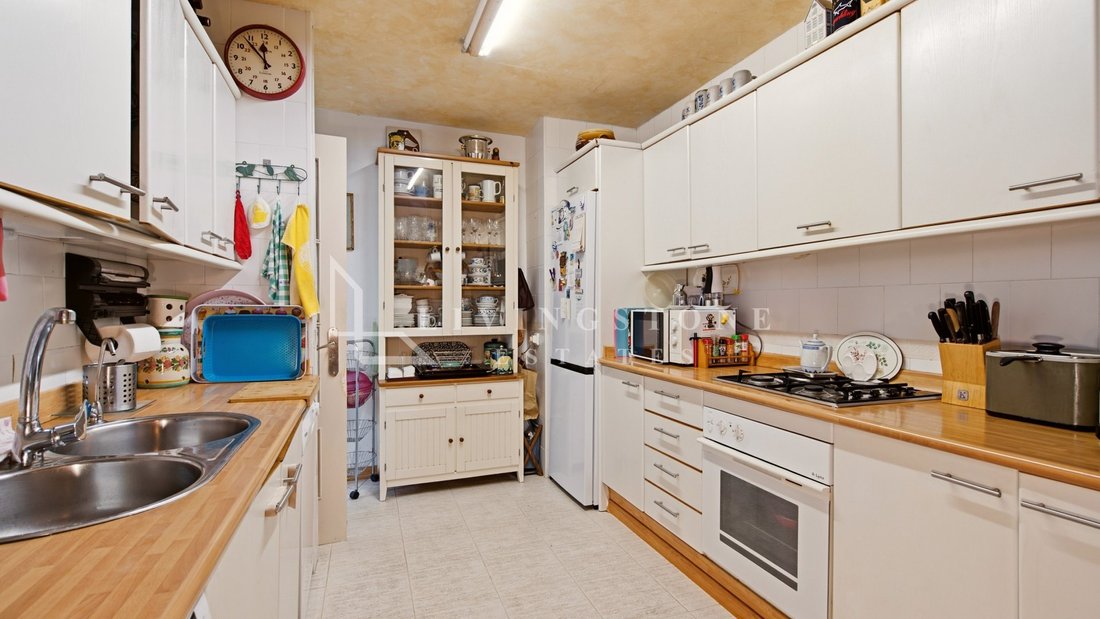 Townhouse in Estepona, Andalusia, Spain 5 - 18260428