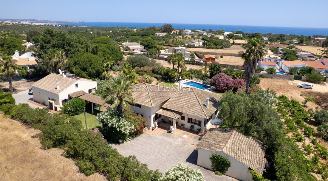 Villa in Lagoa und Carvoeiro, Algarve, Portugal 3 - 18261885