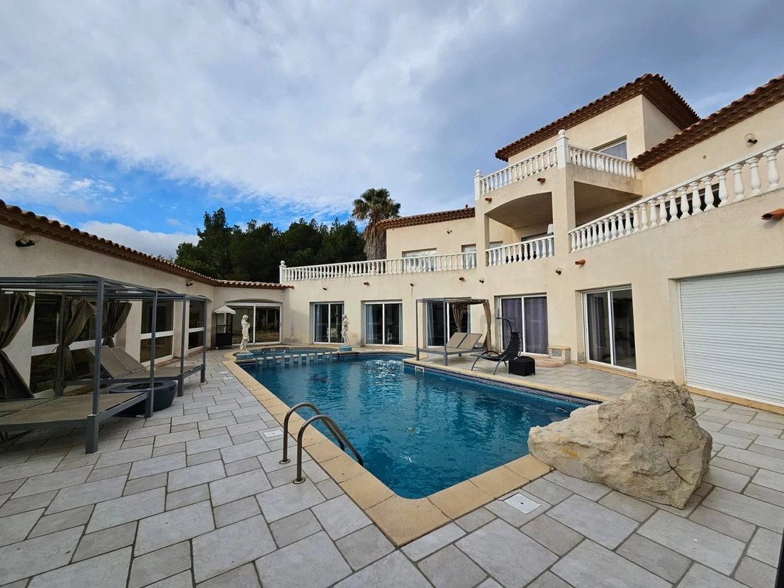 Estate in Bages, Occitania, France 2 - 18262283