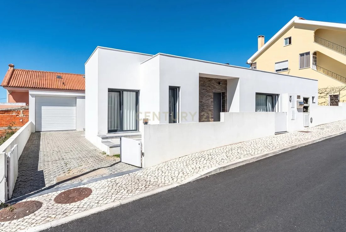 Villa in Ramada e Canecas, Lisbon, Portugal 1 - 18265991