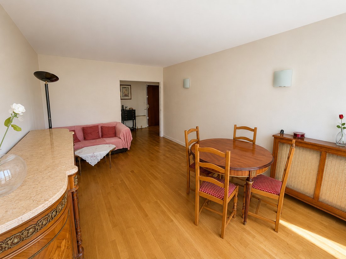 Apartment in Hôtel de Ville, Courbevoie, France 4 - 18265668