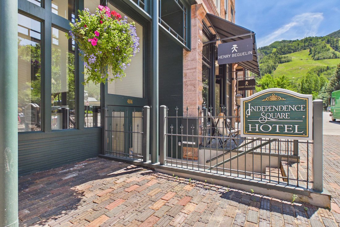 Condo in Aspen, Colorado, United States 3 - 18090683