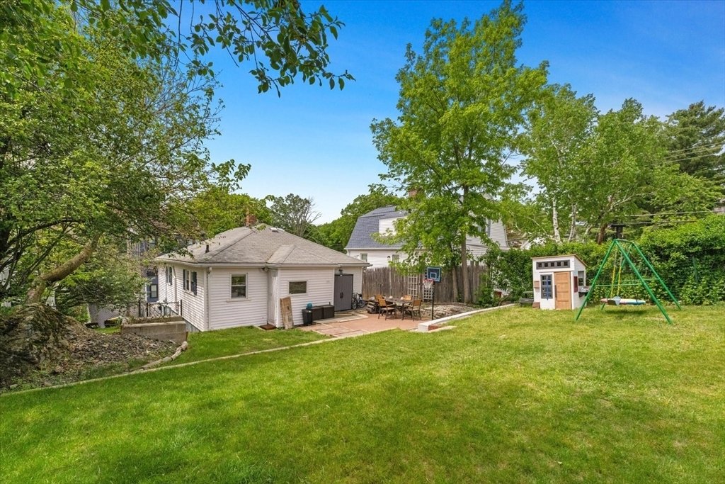 House in Medford, Massachusetts, United States 2 - 18266185