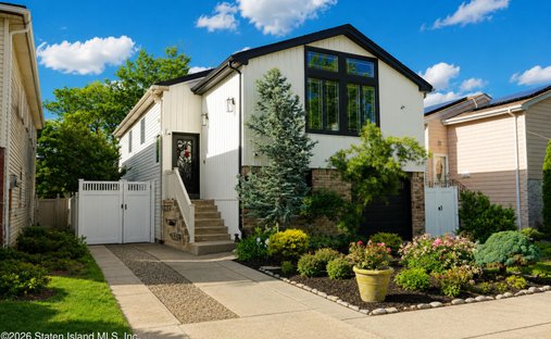 House in New York, New York, United States 1
