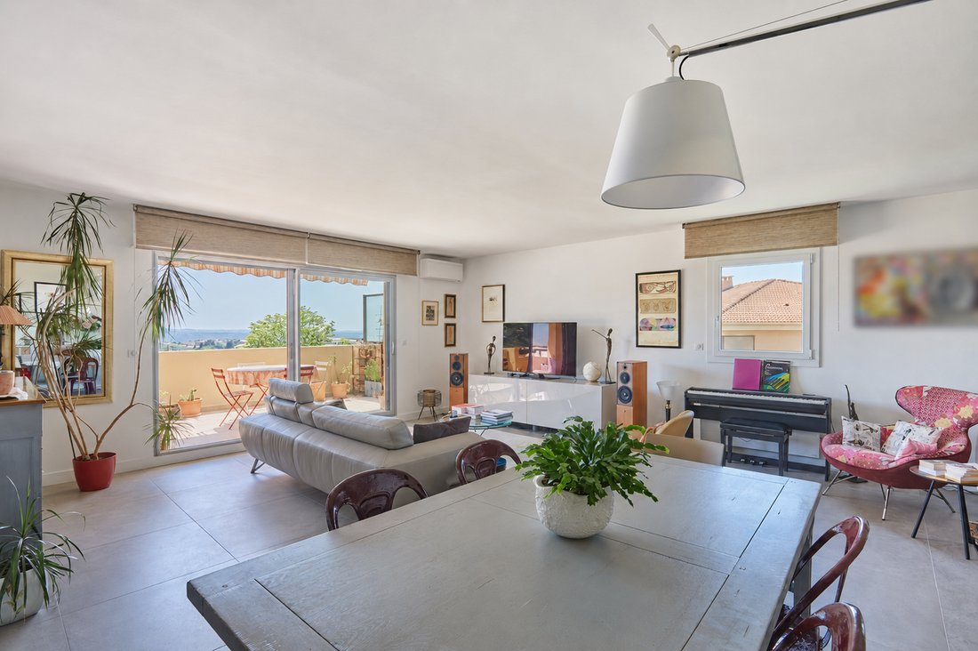 Apartment in Granettes-Jauberte-Sainte Anne, Aix-en-Provence, France 1 - 18261738