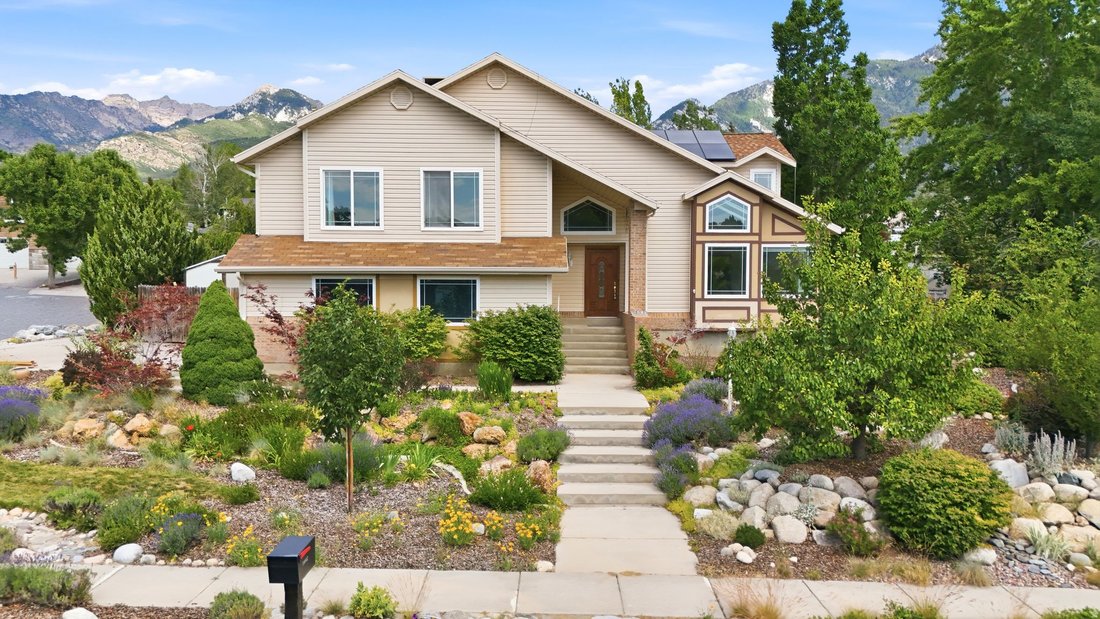 House in Sandy, Utah, United States 1 - 18260924