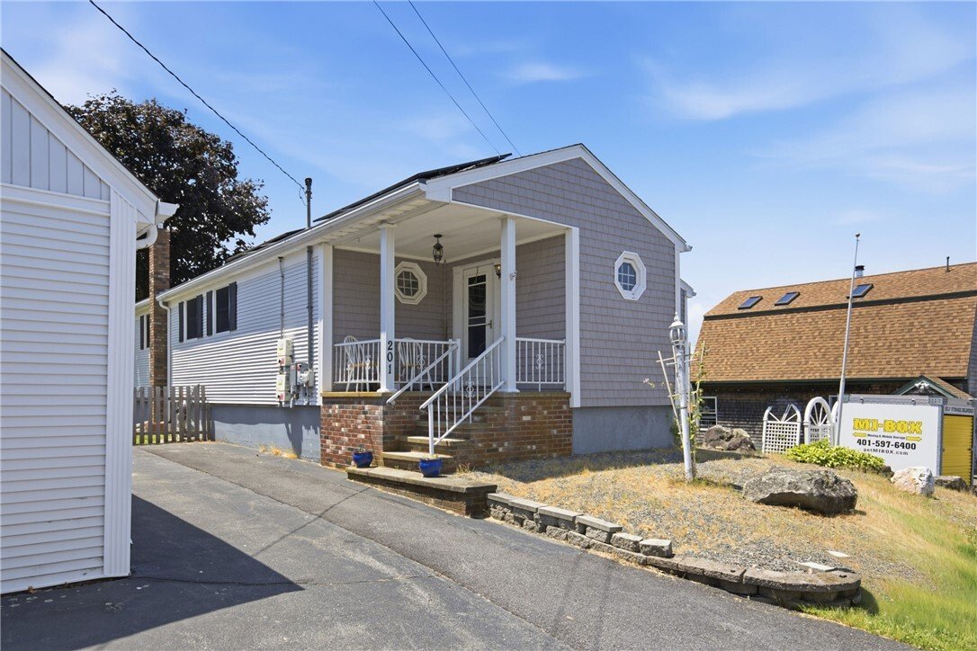 House in Tiverton, Rhode Island, United States 4 - 18263526