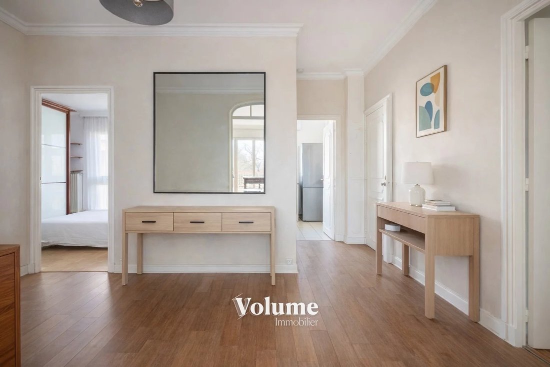 Apartment in Fontenay-sous-Bois, Ile-de-France, France 5 - 17540034