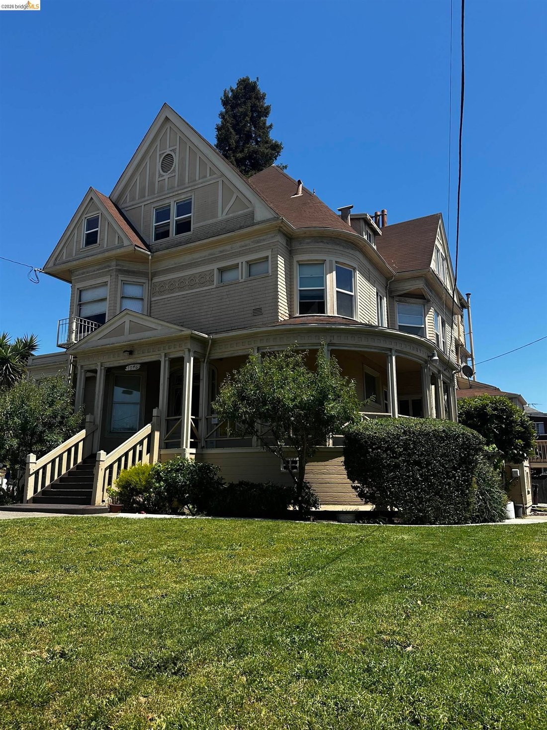 Oakland, California, United States 1 - 18263871