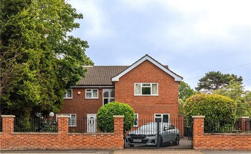 House in Coombe, Royal Borough of Kingston upon Thames, England 1