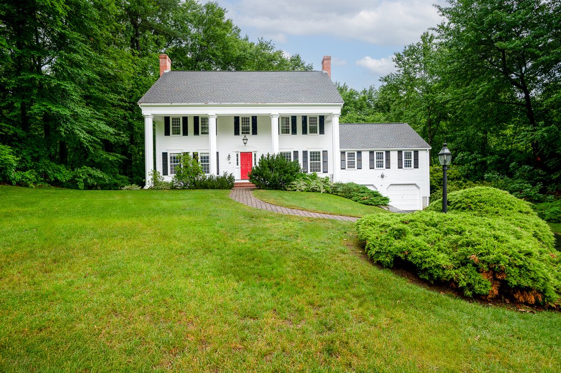 House in Westborough, Massachusetts, United States 1 - 18262397