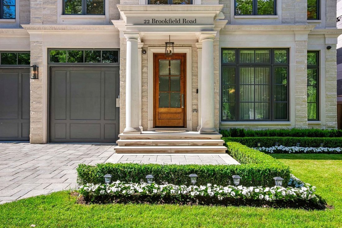 House in Toronto, Ontario, Canada 4 - 18261579
