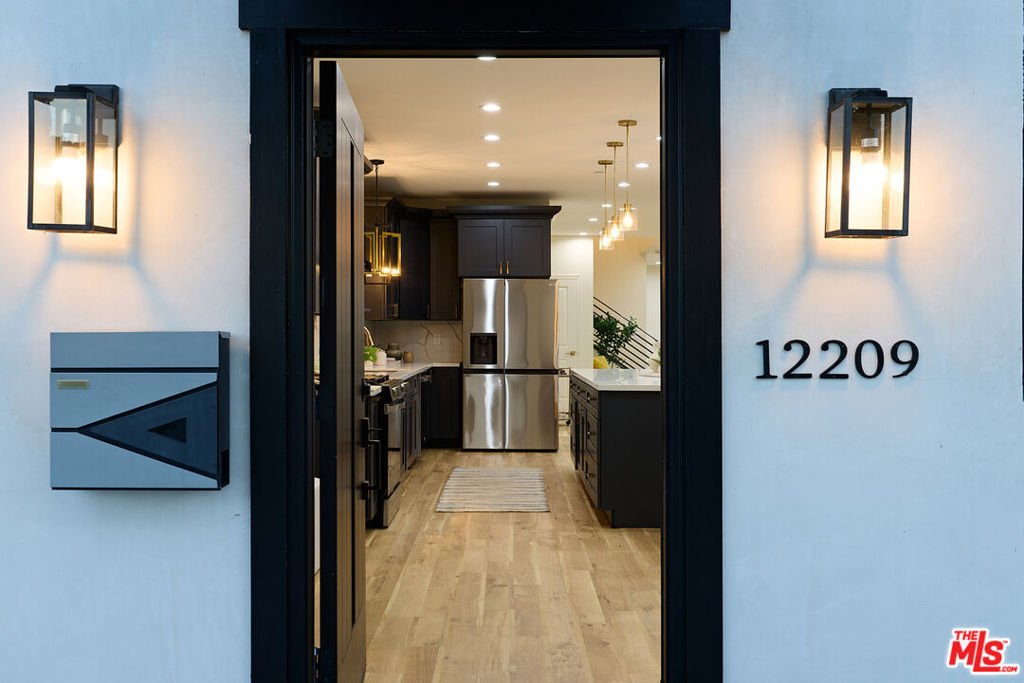 House in Los Angeles, California, United States 4 - 18263723