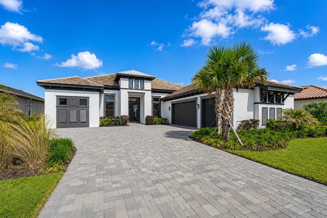 House in Zephyrhills, Florida, United States 4 - 18264329