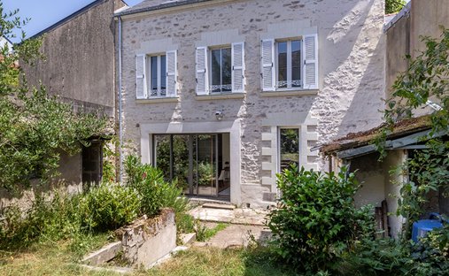 Villa in Chantenay - Sainte-Anne, Nantes, France 1
