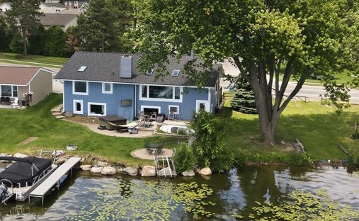 Casa en Walled Lake, Míchigan, Estados Unidos 1