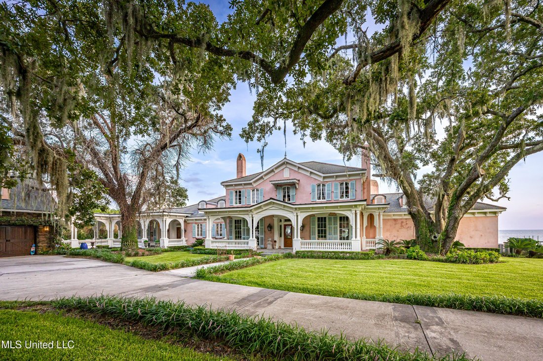House in Ocean Springs, Mississippi, United States 1 - 18263211