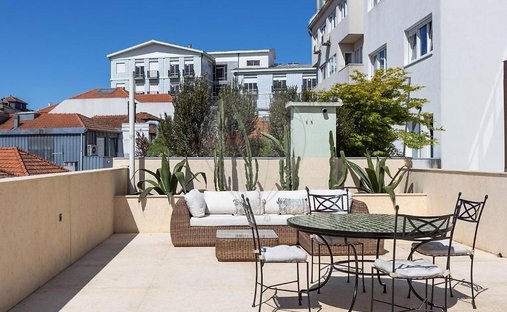 Apartment in Cedofeita, Santo Ildefonso, Se, Miragaia, Sao Nicolau e Vitoria, Porto District, Portugal 1