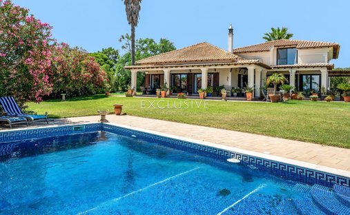 Villa in Lagoa e Carvoeiro, Algarve, Portugal 1