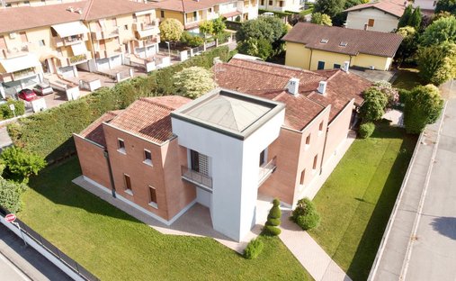 Villa in Calvisano, Lombardy, Italy 1