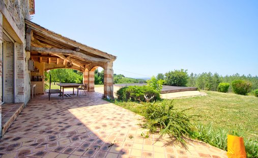 House in Saint-Jean-de-Thurac, Nouvelle-Aquitaine, France 1