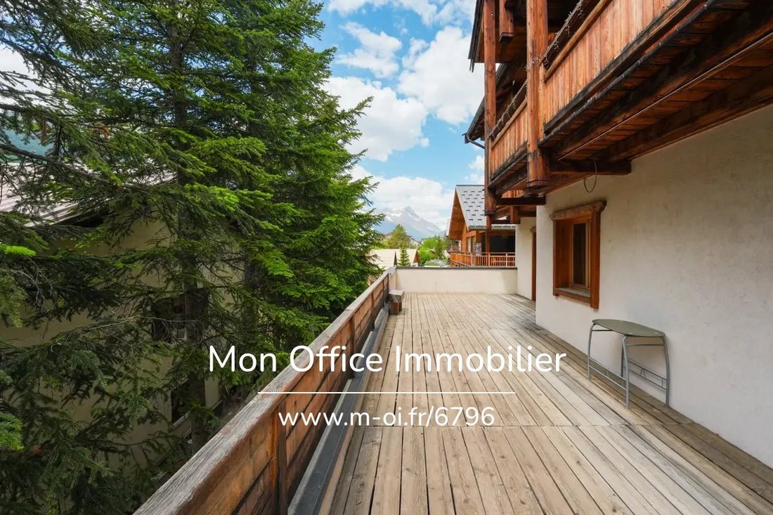 Chalet in La Salle-les-Alpes, Provence-Alpes-Côte d'Azur, France 2 - 18266137