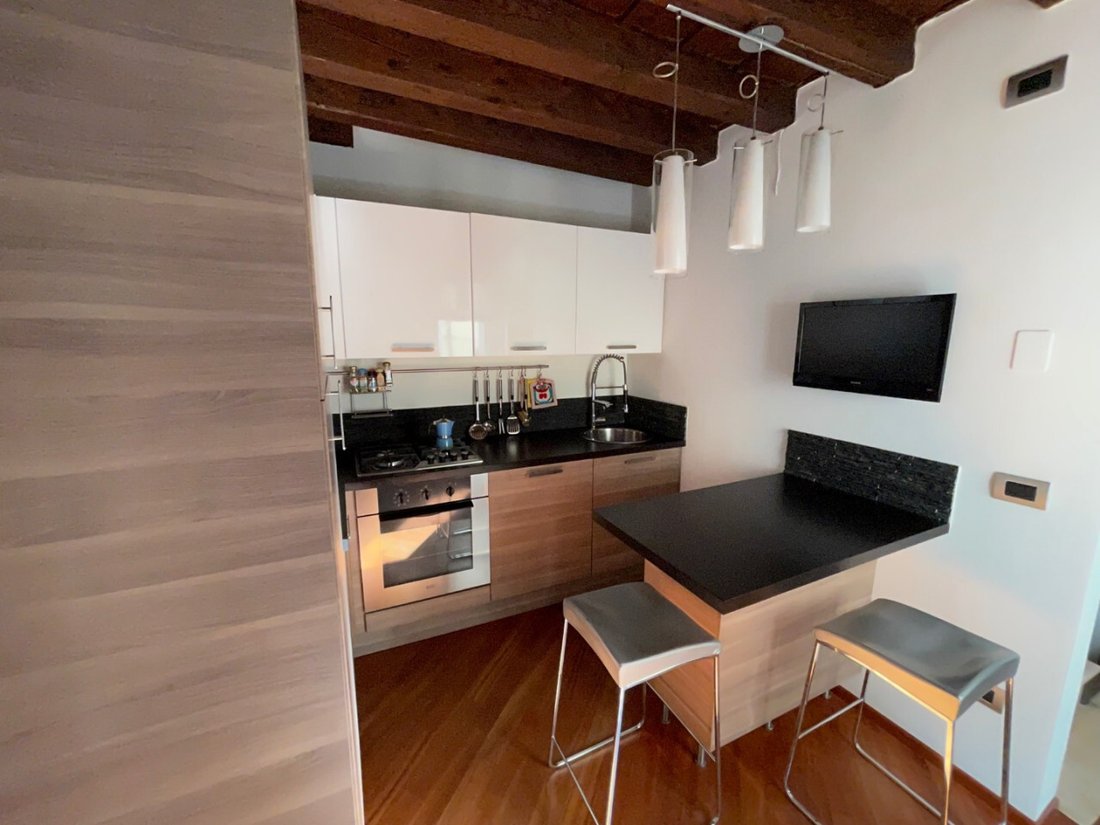 Apartment in Center, Vicenza, Veneto 4 - 14463469