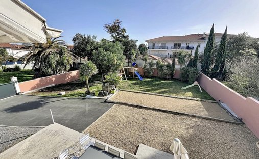 House in Anglet, Nouvelle-Aquitaine, France 1