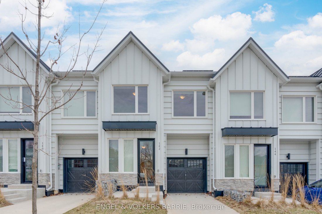 House in Barrie, Ontario, Canada 1 - 18266181