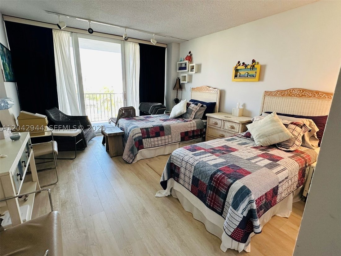 Condo in Boca Raton, Florida, United States 2 - 18265975