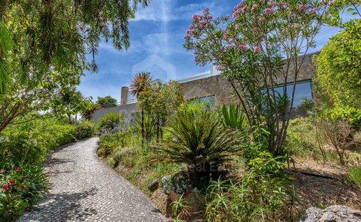 House in Santa Maria, Sao Pedro e Matacaes, Lisbon, Portugal 1