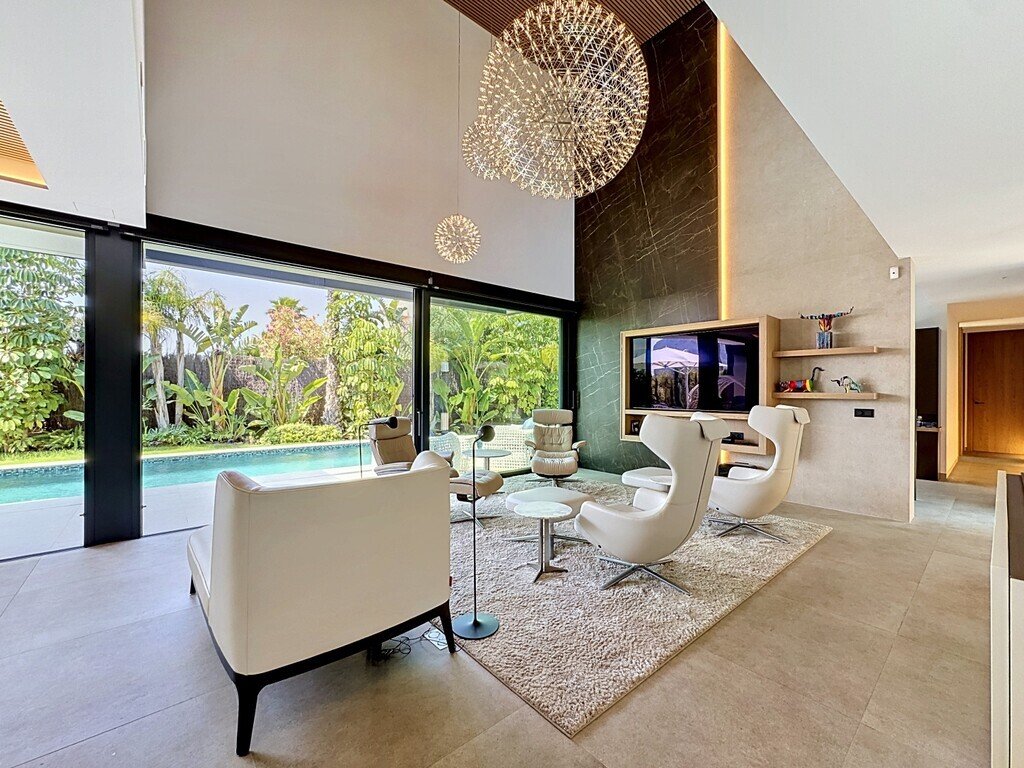 Villa in Calp / Calpe, Valencian Community, Spain 2 - 18266150