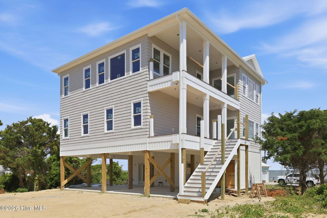 House in Emerald Isle, North Carolina, United States 2 - 18266941