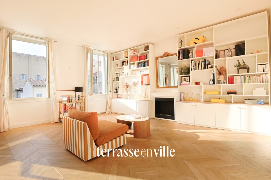 Apartment in Castellane, 6e Arrondissement, Marseille 4 - 18266111